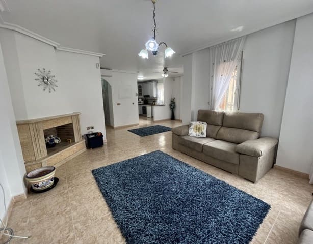 2 slaapkamer Villa te koop in Almoradí met zwembad - € 230.000 (Ref: 9440562)