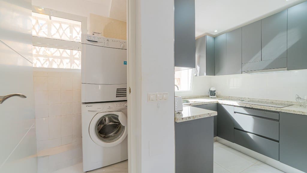 3 slaapkamer Appartement te koop in Mar Azul met zwembad - € 195.000 (Ref: 9441328)