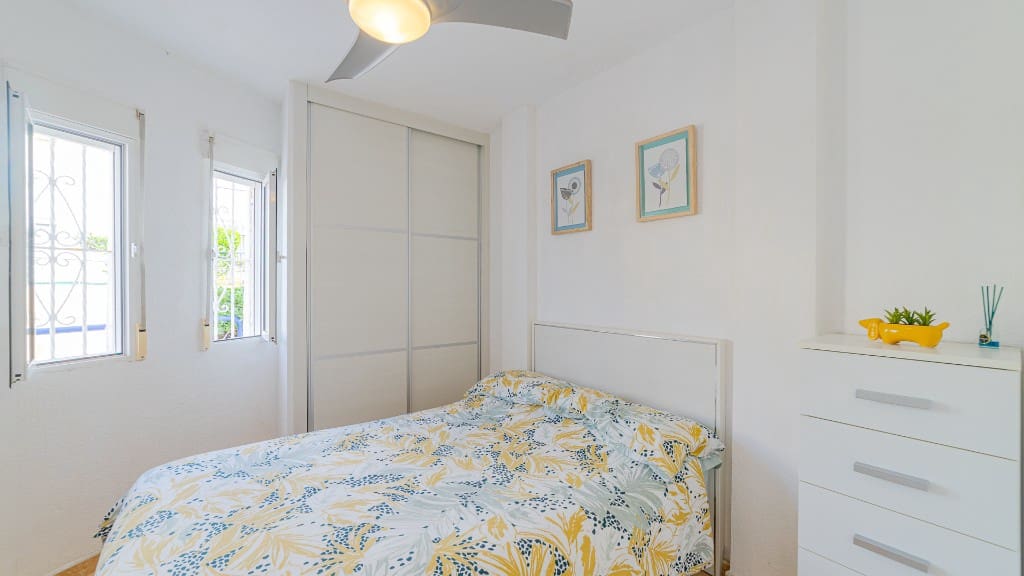 3 slaapkamer Appartement te koop in Mar Azul met zwembad - € 195.000 (Ref: 9441328)