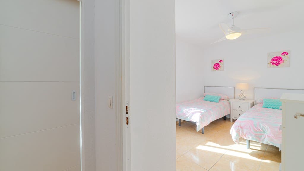 3 slaapkamer Appartement te koop in Mar Azul met zwembad - € 195.000 (Ref: 9441328)