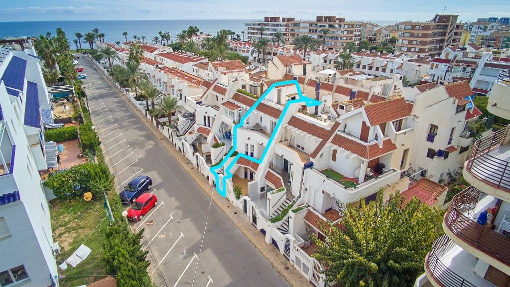 3 slaapkamer Appartement te koop in Mar Azul met zwembad - € 195.000 (Ref: 9441328)