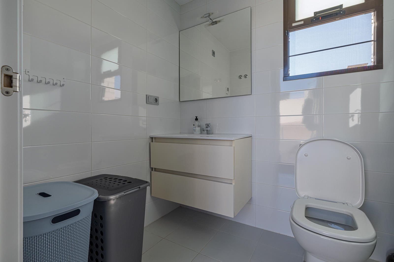 3 soverom Leilighet til salgs i Cabo Roig med svømmebasseng - € 249 900 (Ref: 9446172)