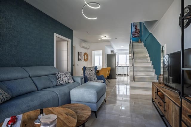 3 Zimmer Apartment zu verkaufen in Cabo Roig, Orihuela mit Pool - 249.900 € (Ref: 9446172)