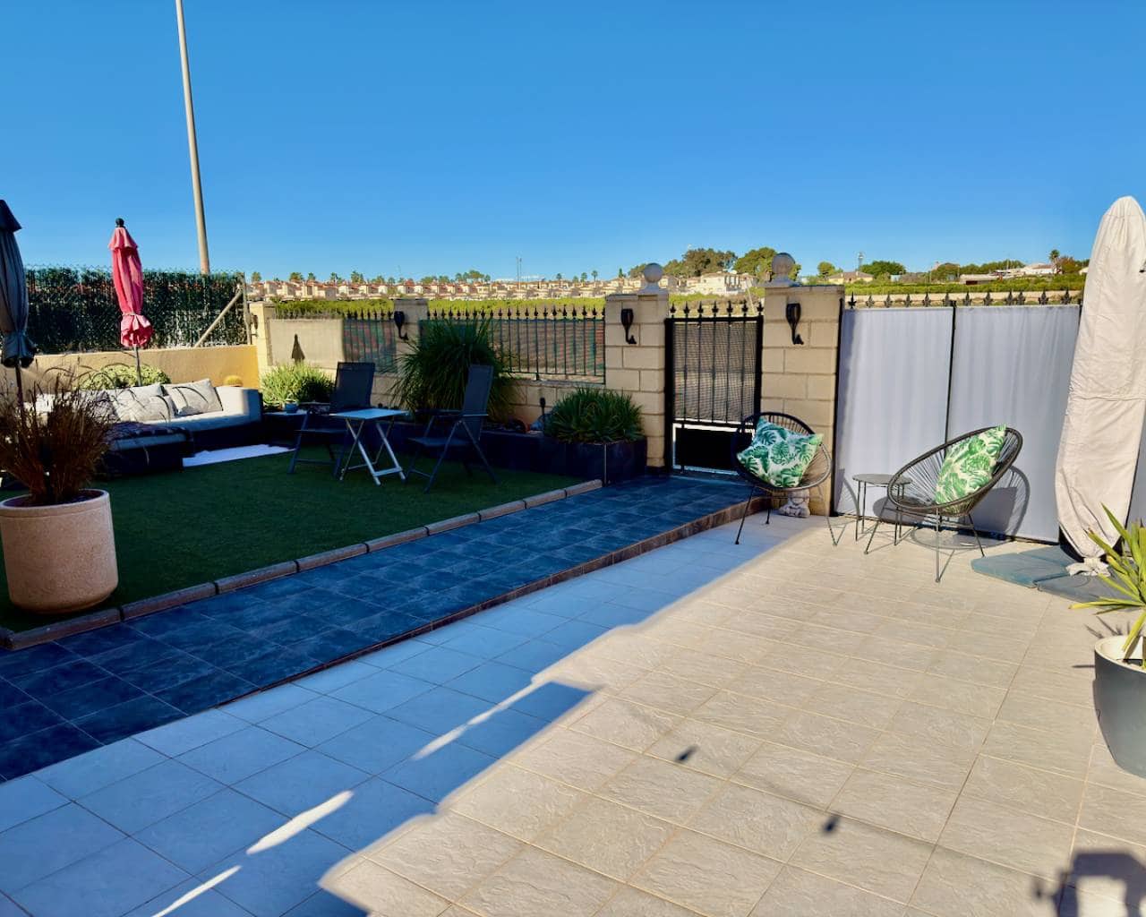 3 chambre Villa/Maison à vendre à El Raso - 325 000 € (Ref: 9446176)