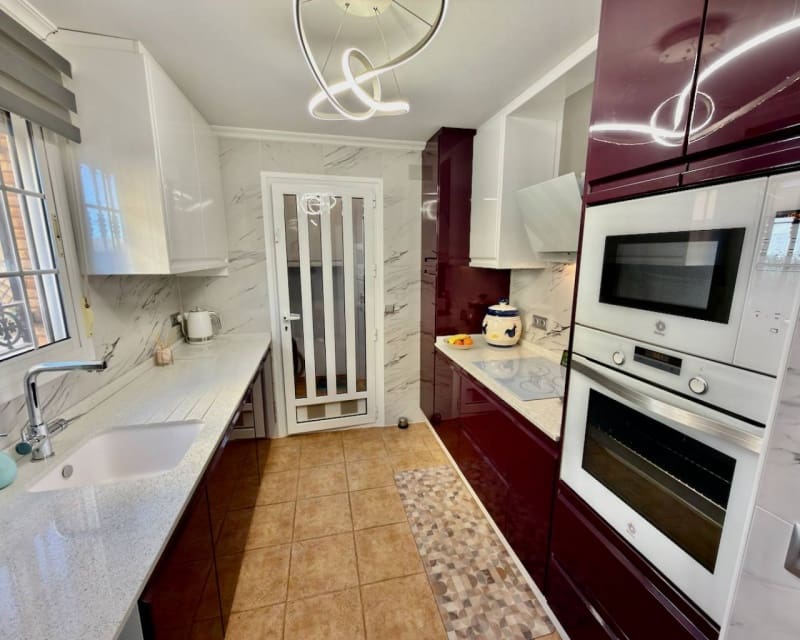 3 slaapkamer Villa te koop in El Raso - € 325.000 (Ref: 9446176)