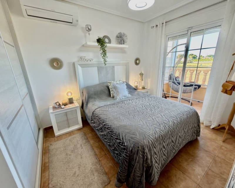 3 slaapkamer Villa te koop in El Raso - € 325.000 (Ref: 9446176)