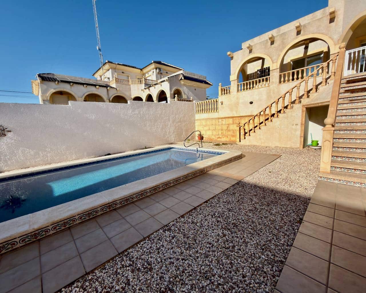 5 slaapkamer Villa te koop in Ciudad Quesada met zwembad - € 550.000 (Ref: 9446180)