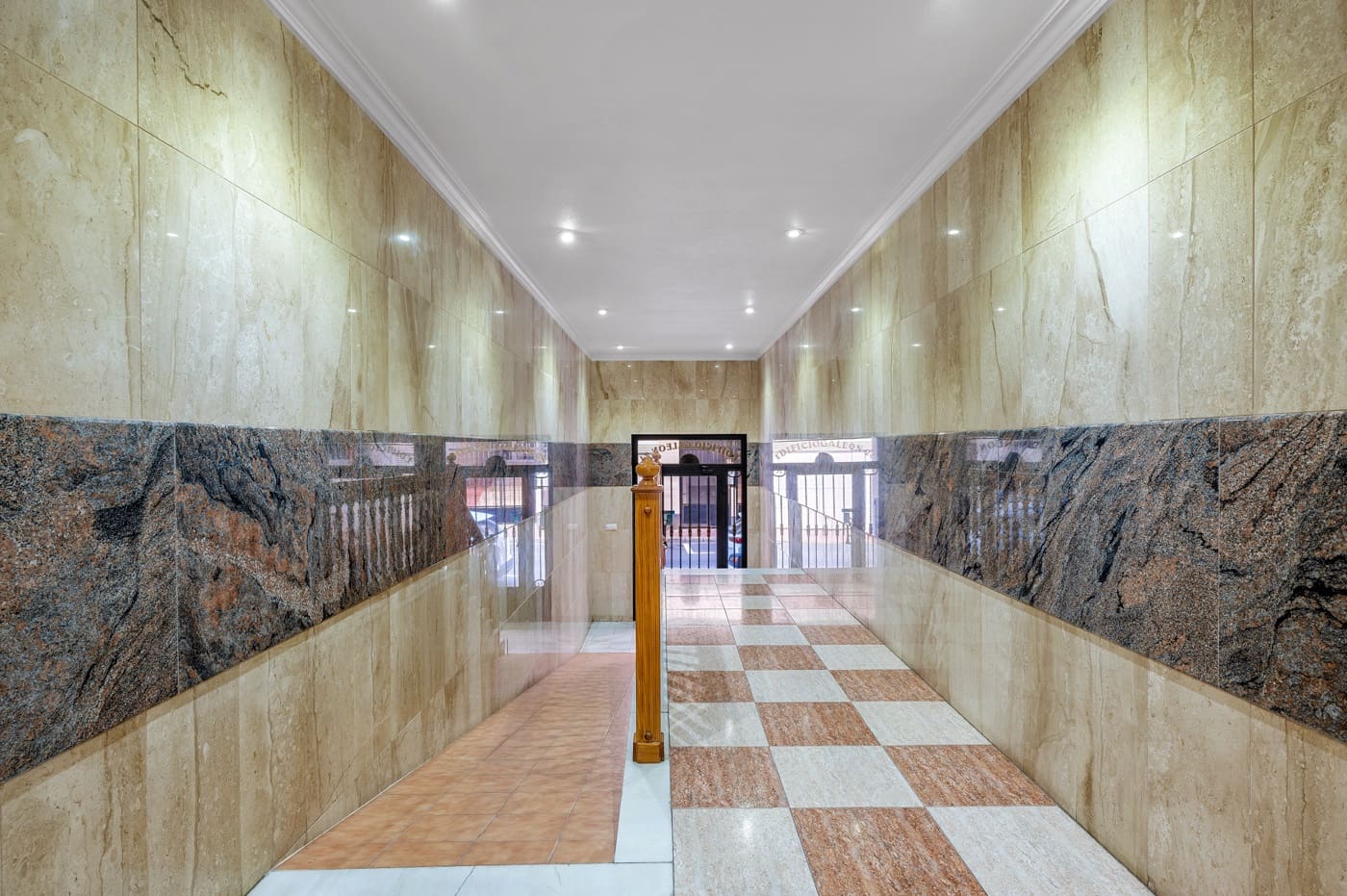 2 sovrum Lägenhet till salu i Torrevieja - 189 000 € (Ref: 9446183)