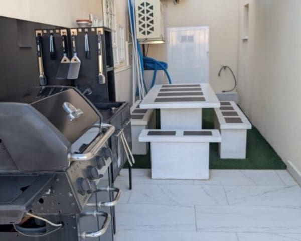 3 quarto Moradia para venda em Villamartin, Orihuela com piscina - 489 900 € (Ref: 9446186)