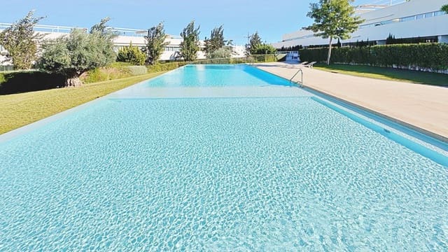 3 sovrum Lägenhet till salu i Los Balcones med pool - 360 000 € (Ref: 9448663)