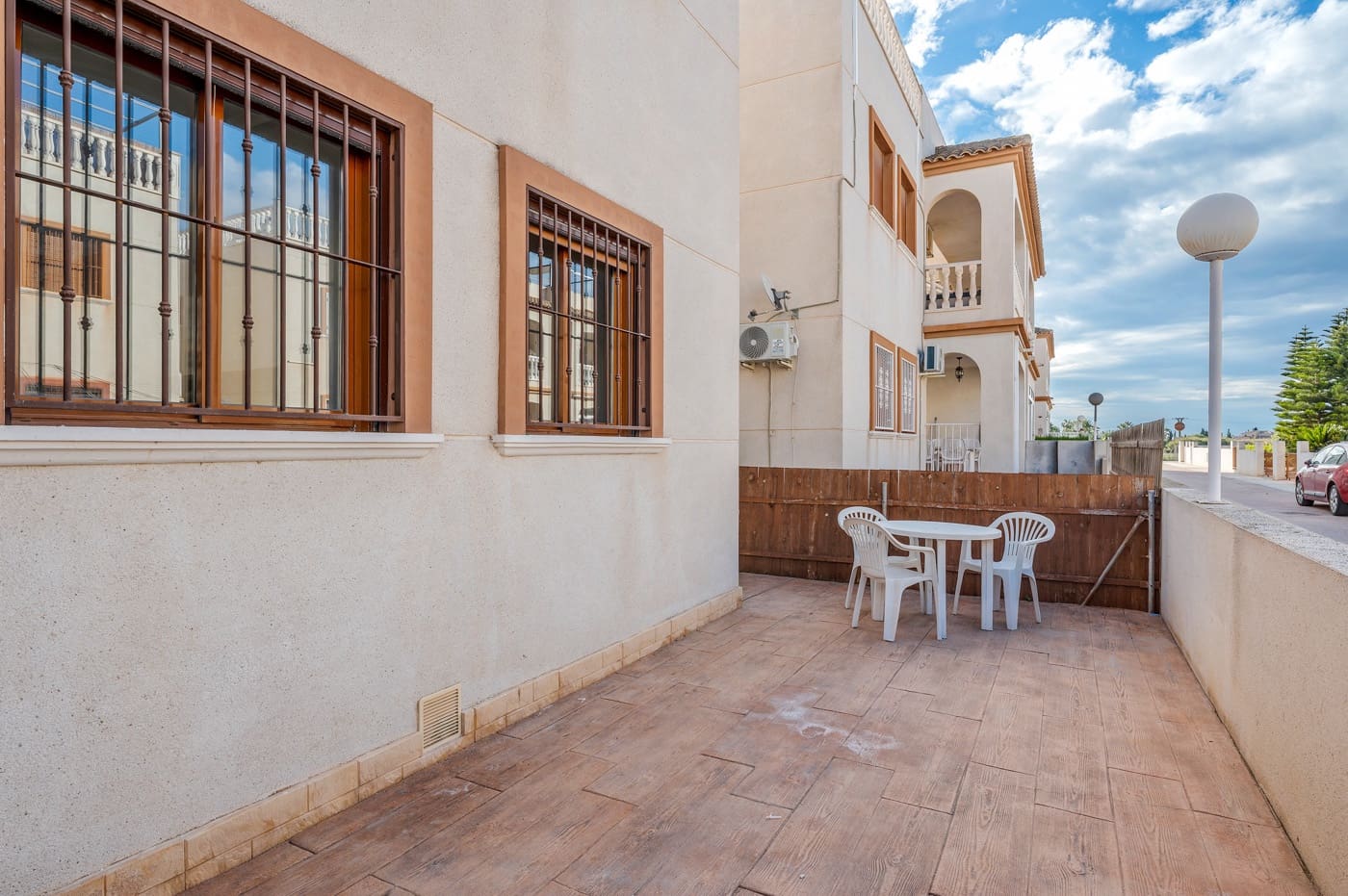 Apartamento de 2 habitaciones en Daya Vieja en venta con piscina - 105.000 € (Ref: 9450196)