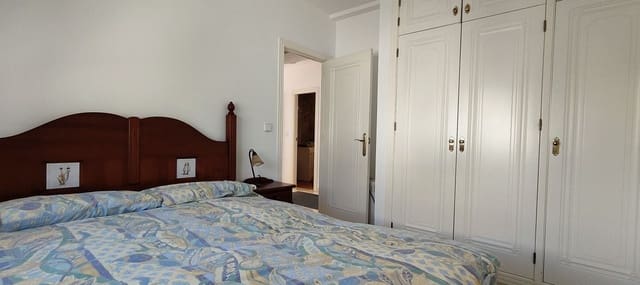 3 soveværelse Villa til salg i Villamartin, Orihuela med swimmingpool - € 465.000 (Ref: 9461943)