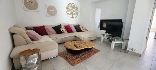 Chalet de 4 habitaciones en Los Balcones en venta con piscina - 535.000 € (Ref: 9465472)