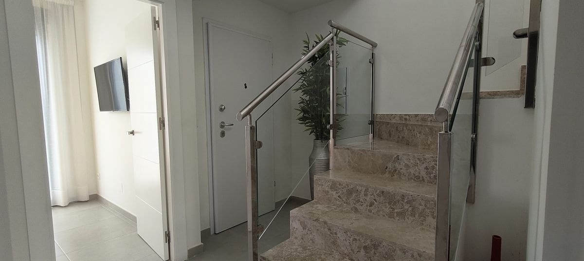 3 slaapkamer Villa te koop in Los Alcazares met zwembad - € 385.000 (Ref: 9465476)