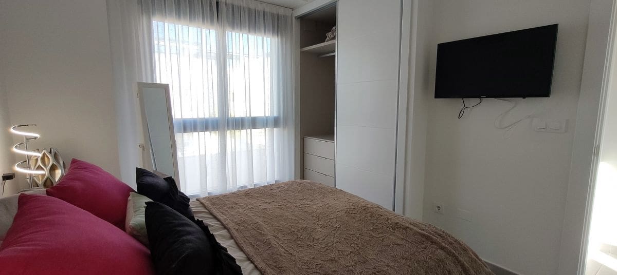 3 slaapkamer Villa te koop in Los Alcazares met zwembad - € 385.000 (Ref: 9465476)