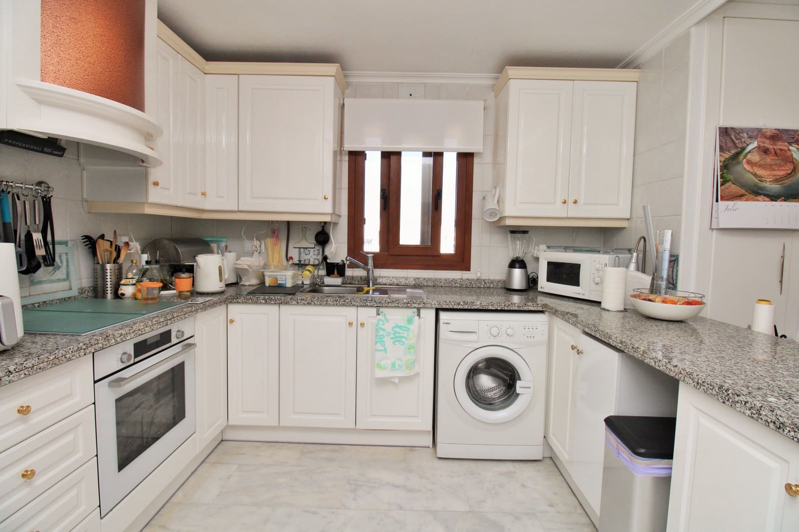 2 bedroom Apartment for sale in Villamartin with pool - € 179,999 (Ref: 9470239)