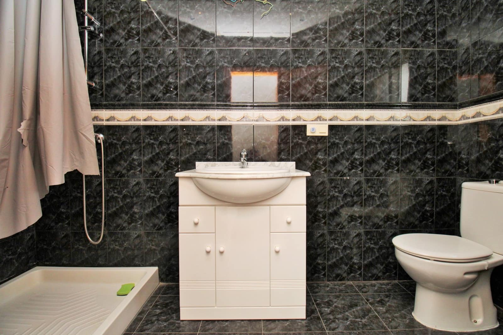 Local Comercial de 3 habitaciones en Villamartin en venta con piscina - 374.900 € (Ref: 9470242)