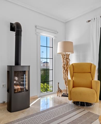 3 makuuhuone Huvila myytävänä paikassa Villamartin, Orihuela mukana uima-altaan - 475 000 € (Ref: 9470245)