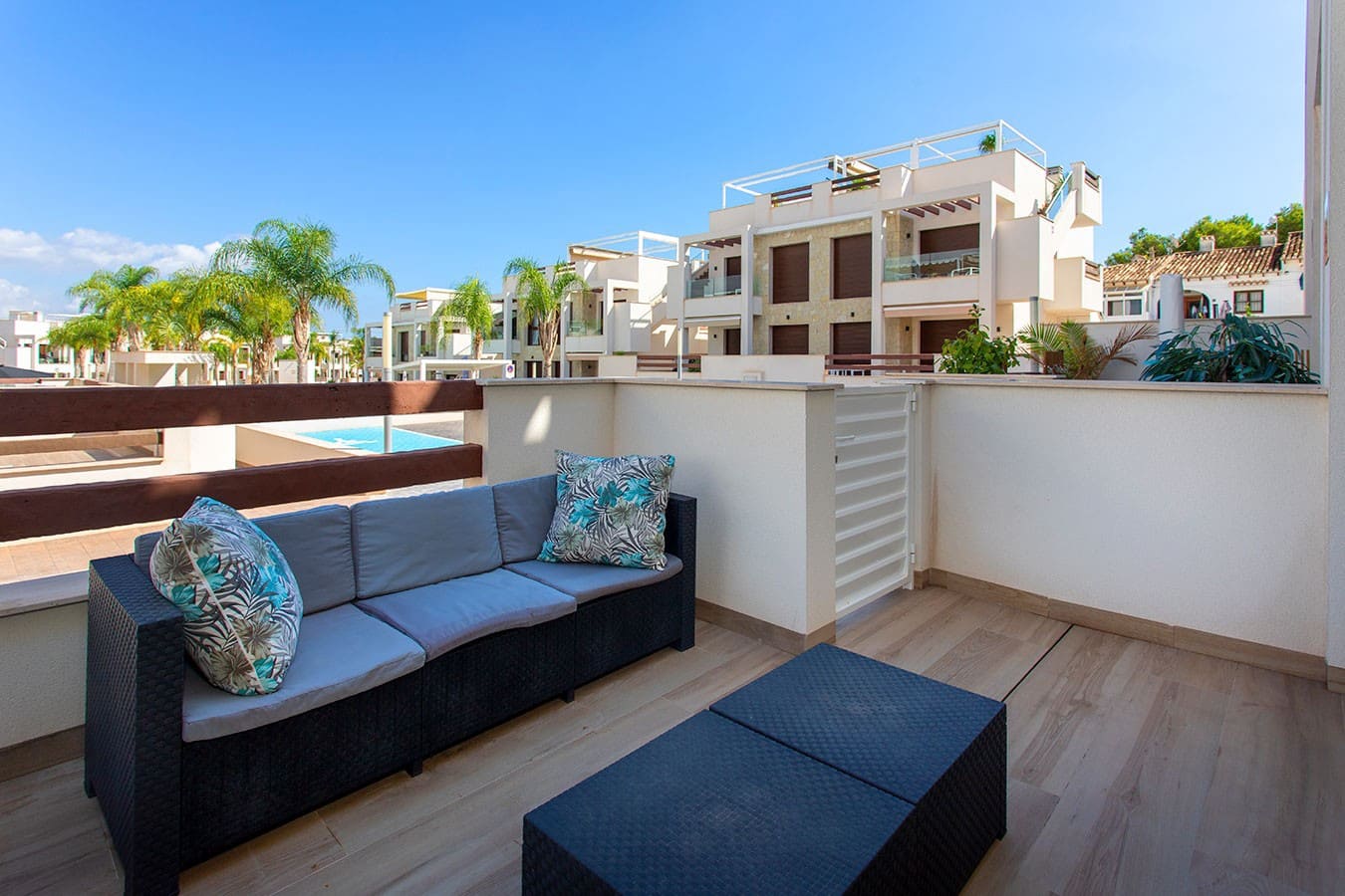 Apartamento de 2 habitaciones en Los Balcones en venta con piscina - 275.000 € (Ref: 9470250)
