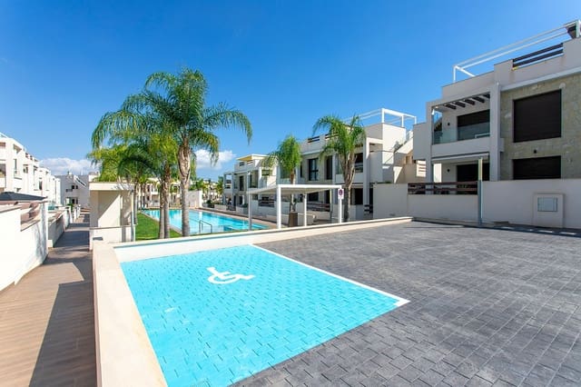 Apartamento de 2 habitaciones en Los Balcones en venta con piscina - 275.000 € (Ref: 9470250)