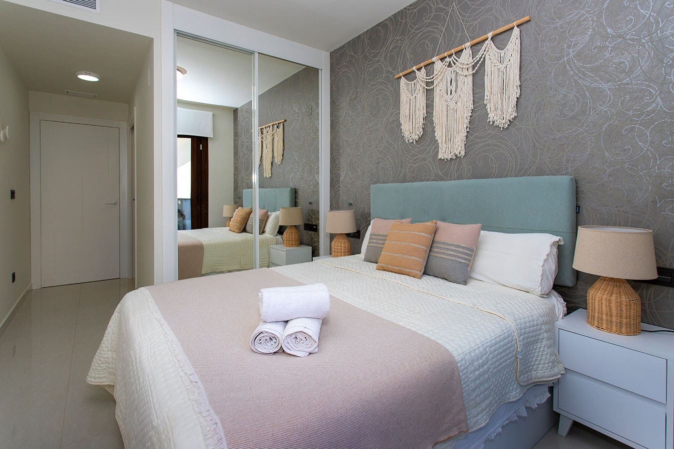 Apartamento de 2 habitaciones en Los Balcones en venta con piscina - 275.000 € (Ref: 9470250)