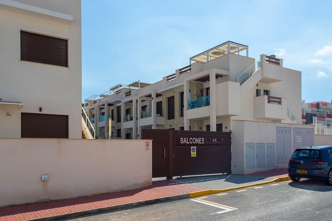 Apartamento de 2 habitaciones en Los Balcones en venta con piscina - 275.000 € (Ref: 9470250)