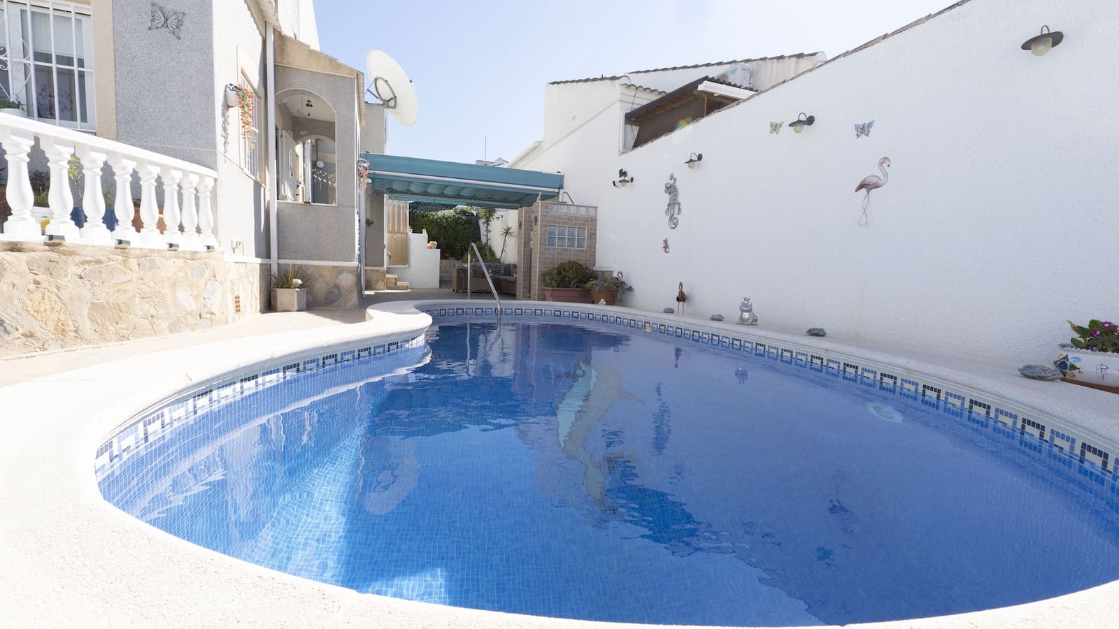 3 bedroom Villa for sale in San Luis with pool - € 335,000 (Ref: 9470252)