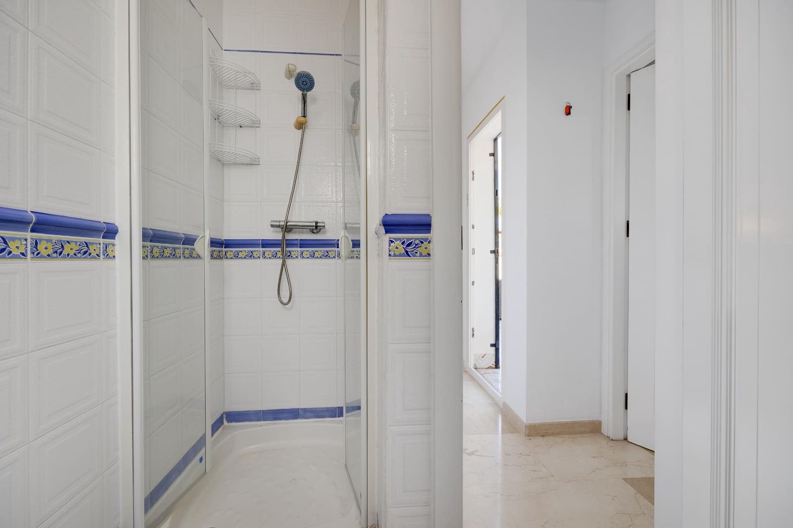 3 sovrum Villa till salu i Playa Flamenca med pool - 239 500 € (Ref: 9470254)