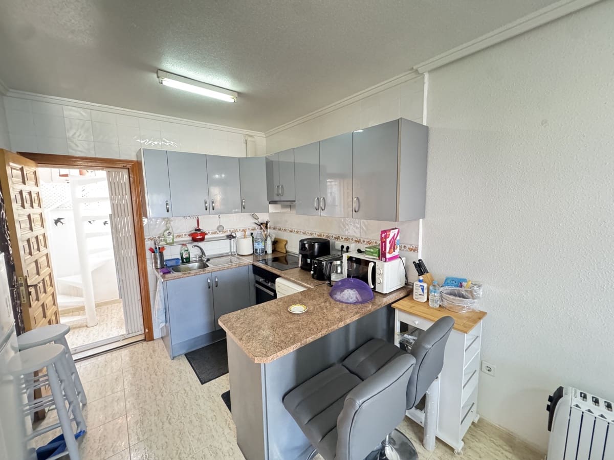 2 quarto Apartamento para venda em La Florida com piscina - 129 995 € (Ref: 9470262)