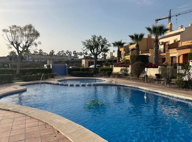 2 bedroom Apartment for sale in Algorfa with pool - € 165,000 (Ref: 9470927)