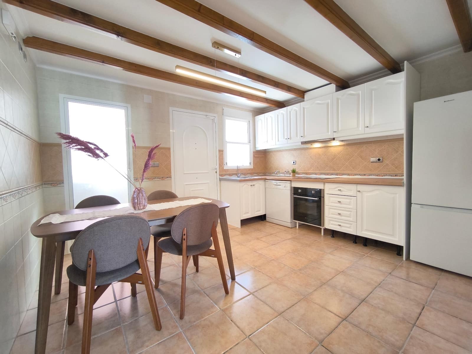 3 chambre Villa/Maison à vendre à Villamartin avec piscine - 399 900 € (Ref: 9472788)