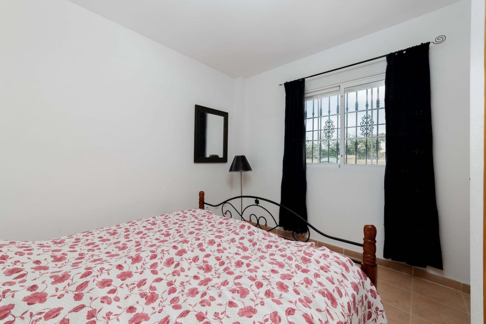 2 slaapkamer Villa te koop in Villamartin met zwembad - € 149.000 (Ref: 9474037)