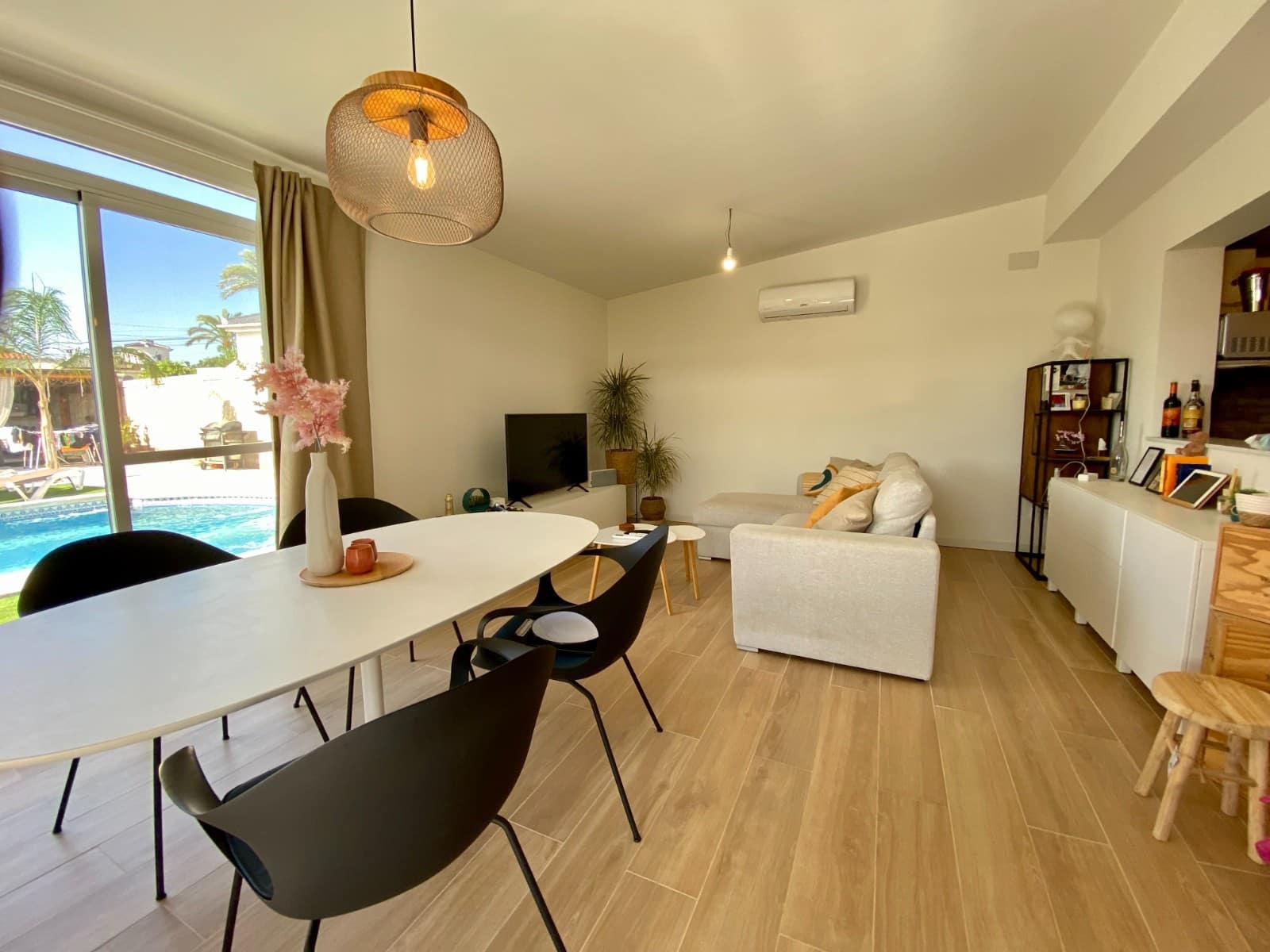 4 quarto Moradia para venda em Ciudad Quesada com piscina - 530 000 € (Ref: 9474039)