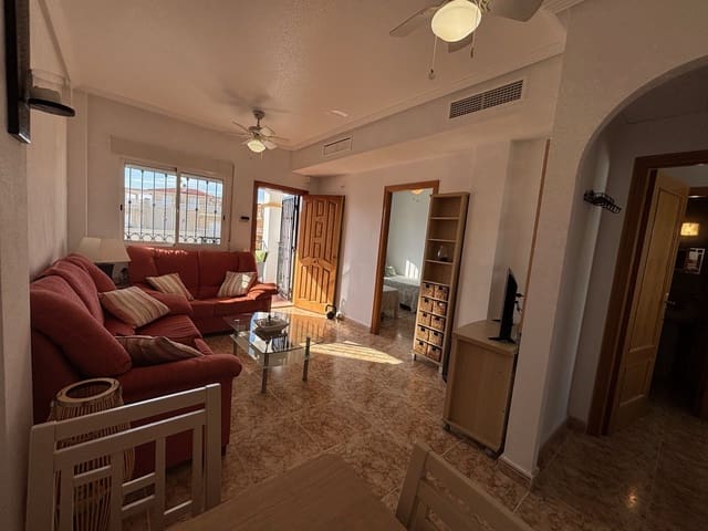 2 slaapkamer Appartement te koop in Punta Prima, Orihuela met zwembad - € 169.950 (Ref: 9475995)