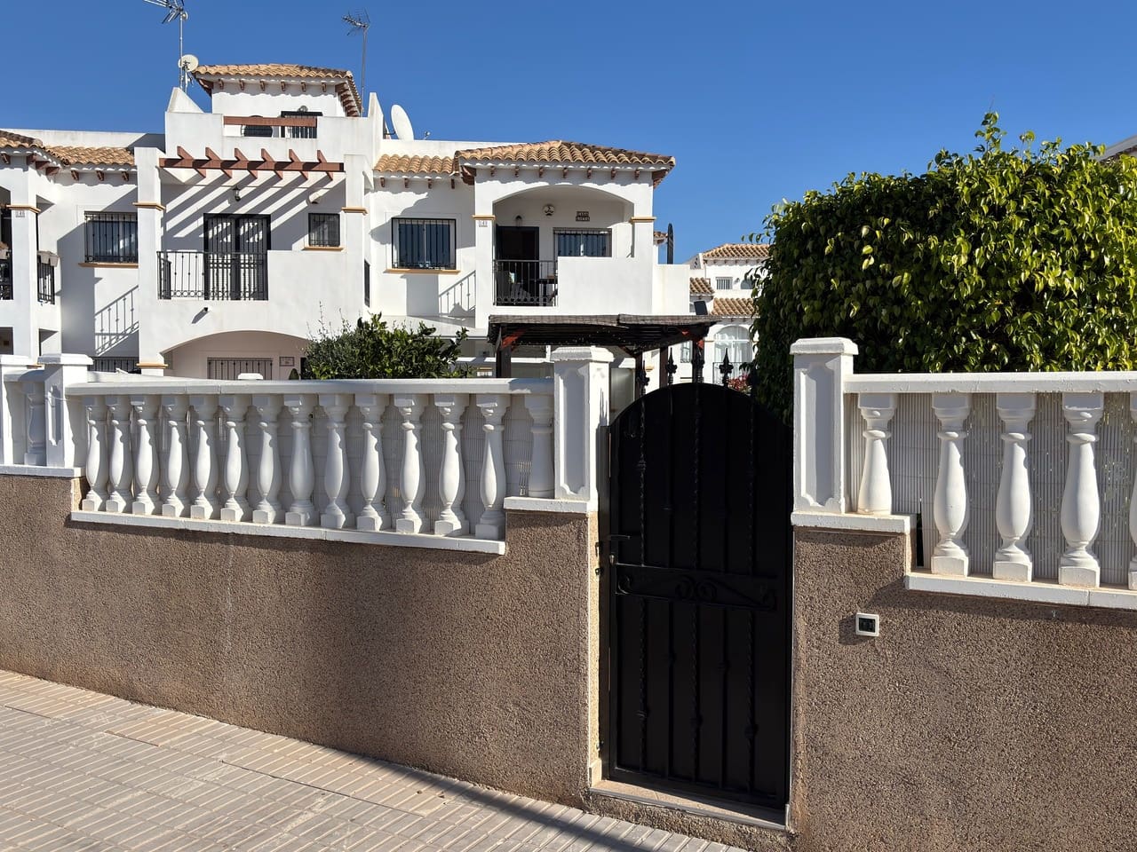 2 slaapkamer Appartement te koop in Orihuela Costa met zwembad - € 169.950 (Ref: 9475995)