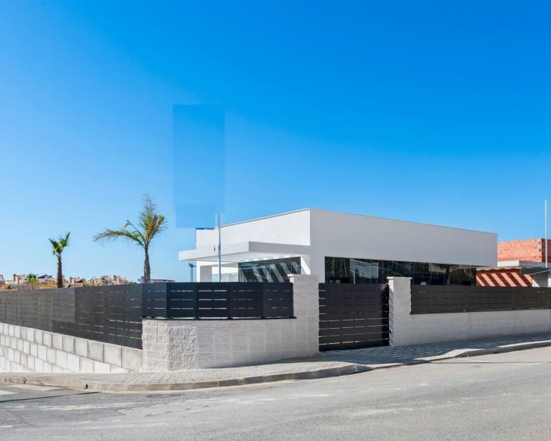 3 bedroom Villa for sale in Algorfa with pool - € 670,000 (Ref: 9478531)