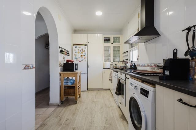 6 bedroom Apartment for sale in El Chaparral, Torrevieja with pool - € 449,000 (Ref: 9481030)