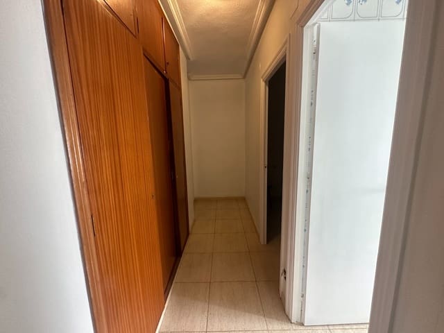 3 Zimmer Apartment zu verkaufen in Jacarilla - 72.000 € (Ref: 9481090)