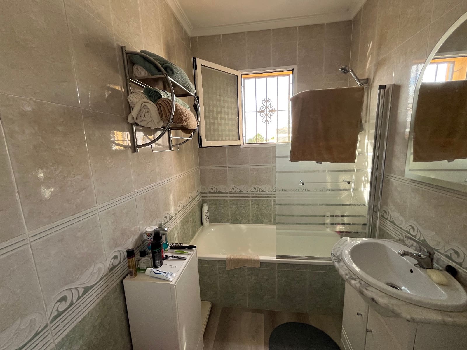 3 bedroom Villa for sale in Los Montesinos with pool - € 180,000 (Ref: 9486699)