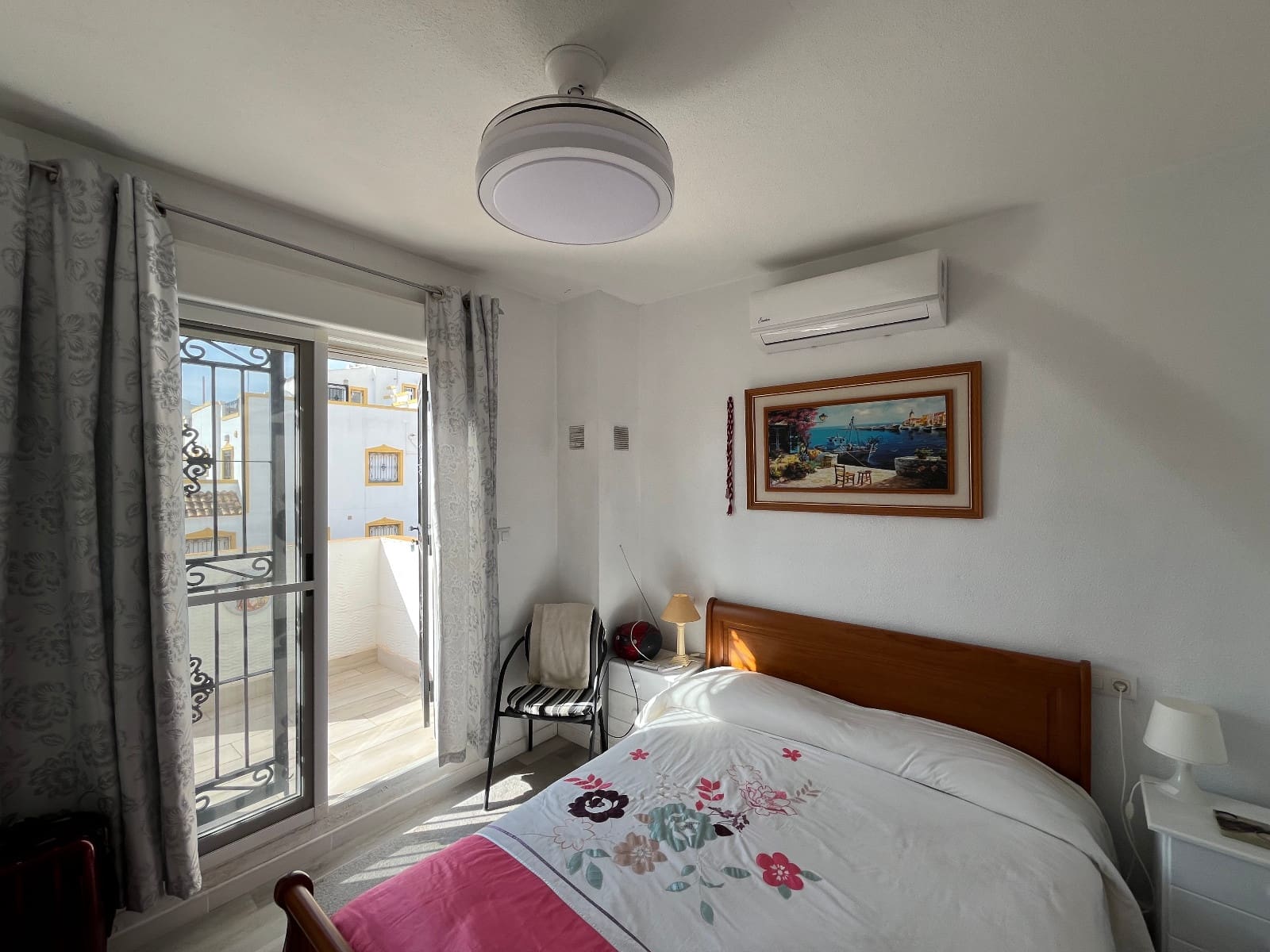 3 bedroom Villa for sale in Los Montesinos with pool - € 180,000 (Ref: 9486699)