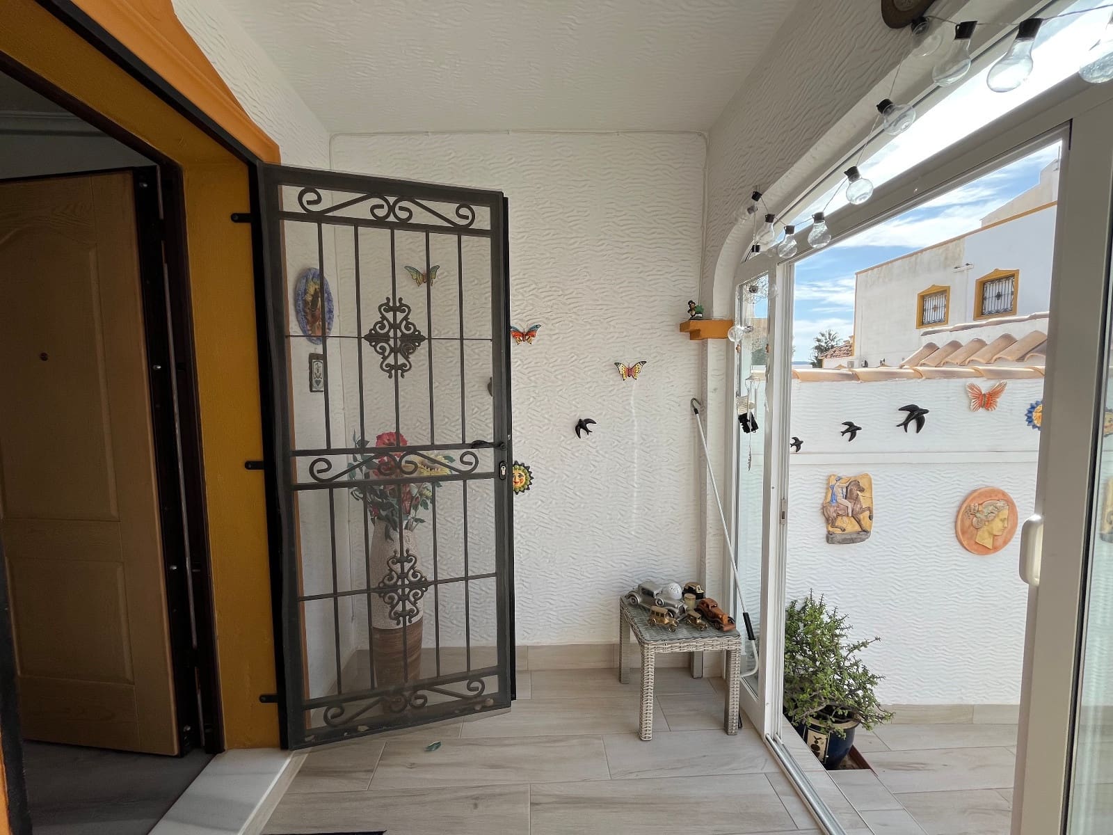 3 bedroom Villa for sale in Los Montesinos with pool - € 180,000 (Ref: 9486699)