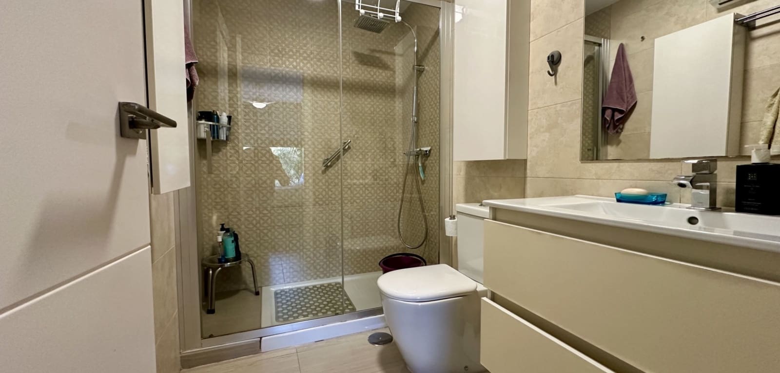 3 slaapkamer Appartement te koop in Punta Prima met zwembad - € 295.000 (Ref: 9486702)