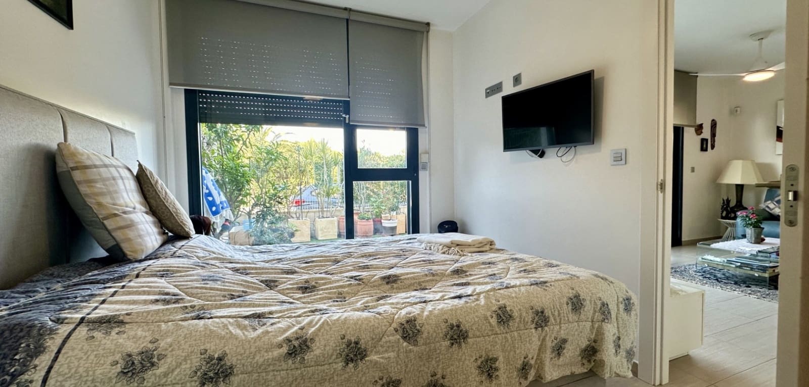 3 slaapkamer Appartement te koop in Punta Prima met zwembad - € 295.000 (Ref: 9486702)