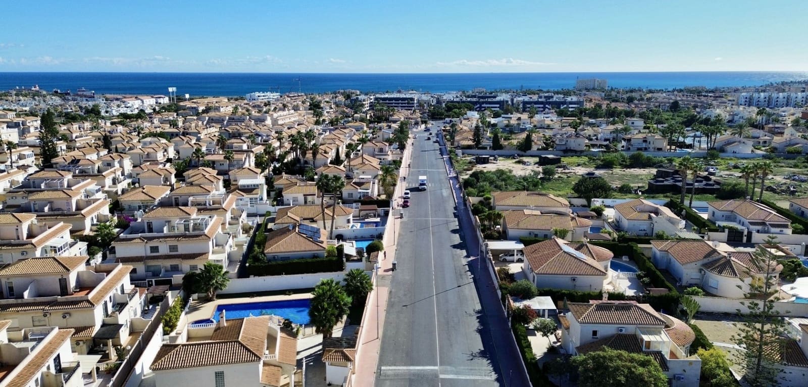 2 bedroom Apartment for sale in Playa Flamenca with pool - € 199,000 (Ref: 9486703)