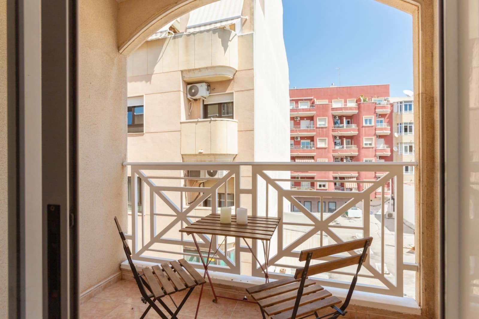 2 soveværelse Lejlighed til salg i Torrevieja med swimmingpool - € 124.000 (Ref: 9491271)