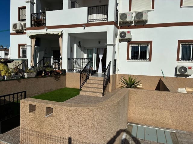 2 chambre Appartement à vendre à Punta Prima, Orihuela avec piscine - 184 500 € (Ref: 9494330)