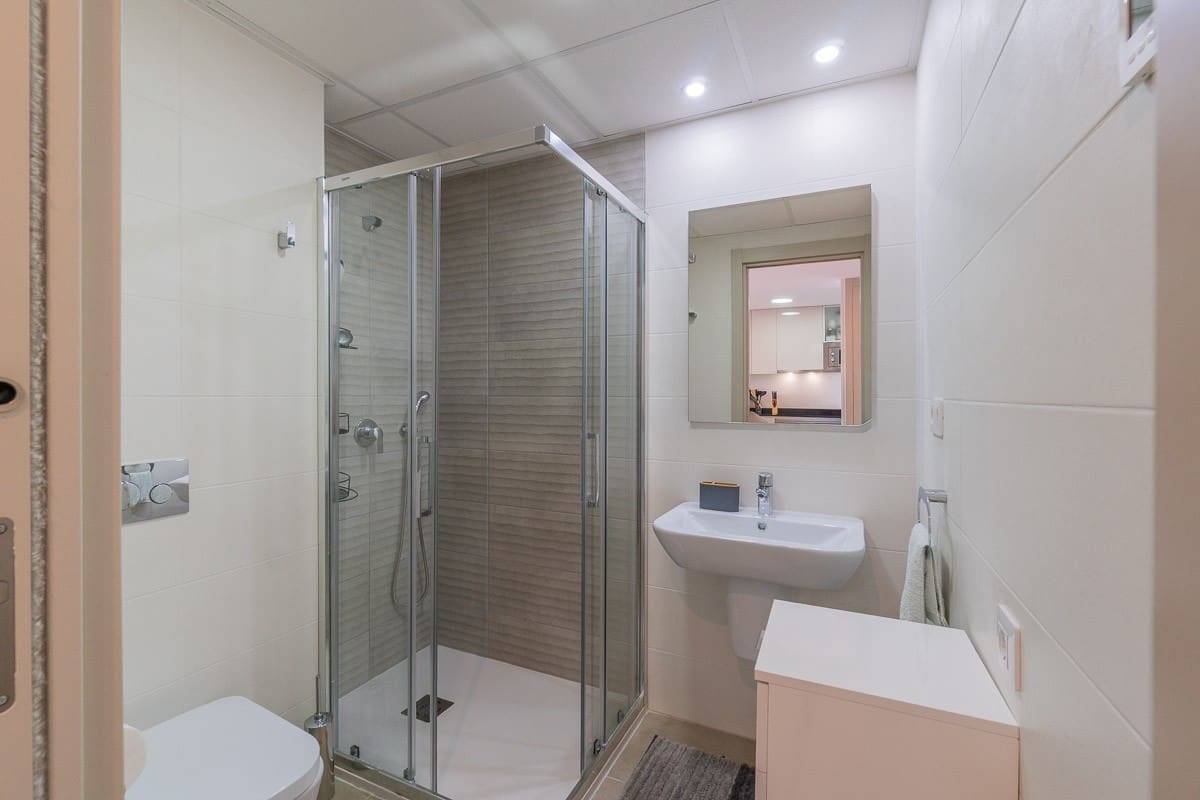 2 bedroom Apartment for sale in Playa Flamenca with pool - € 399,000 (Ref: 9494333)