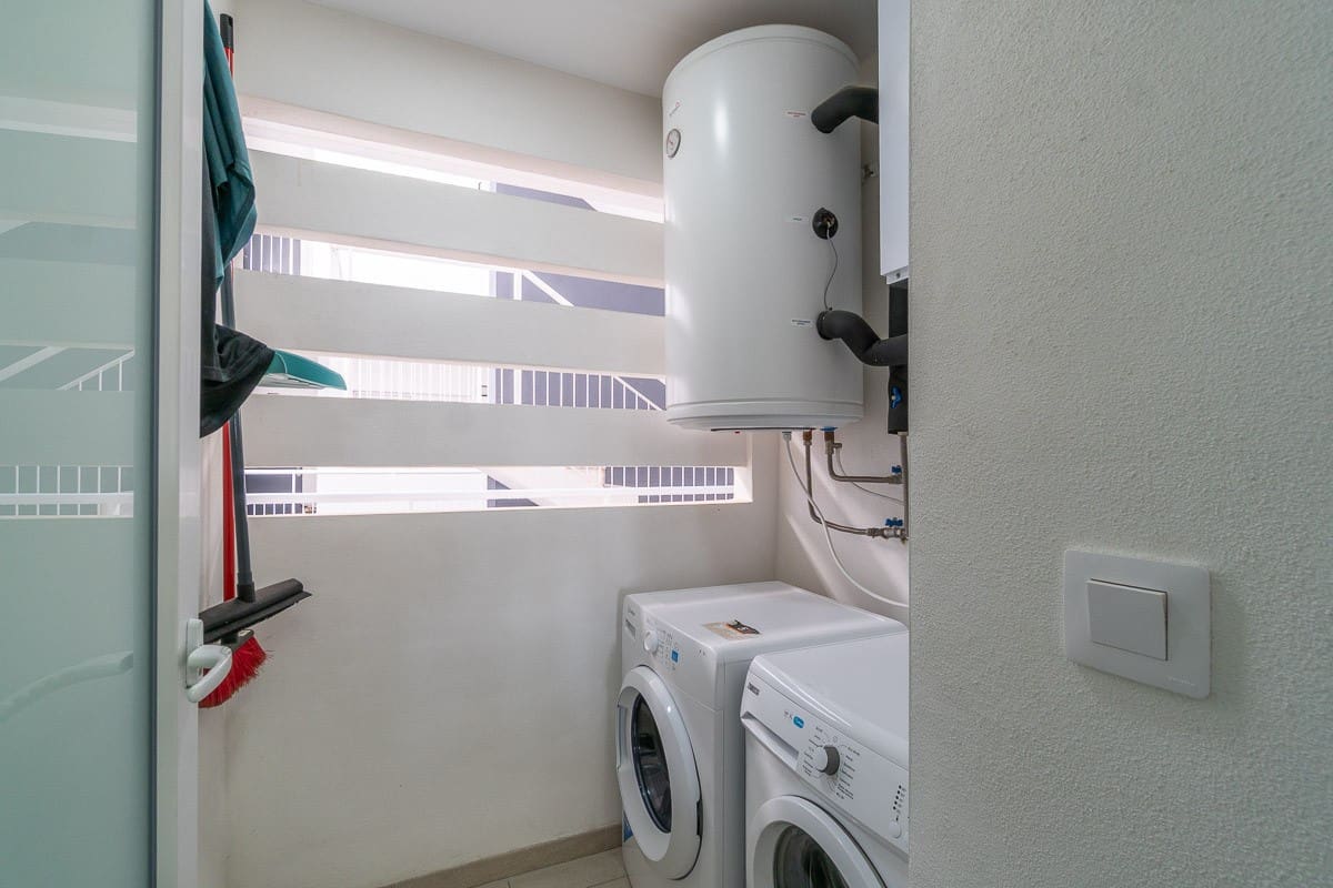 2 bedroom Apartment for sale in Playa Flamenca with pool - € 399,000 (Ref: 9494333)