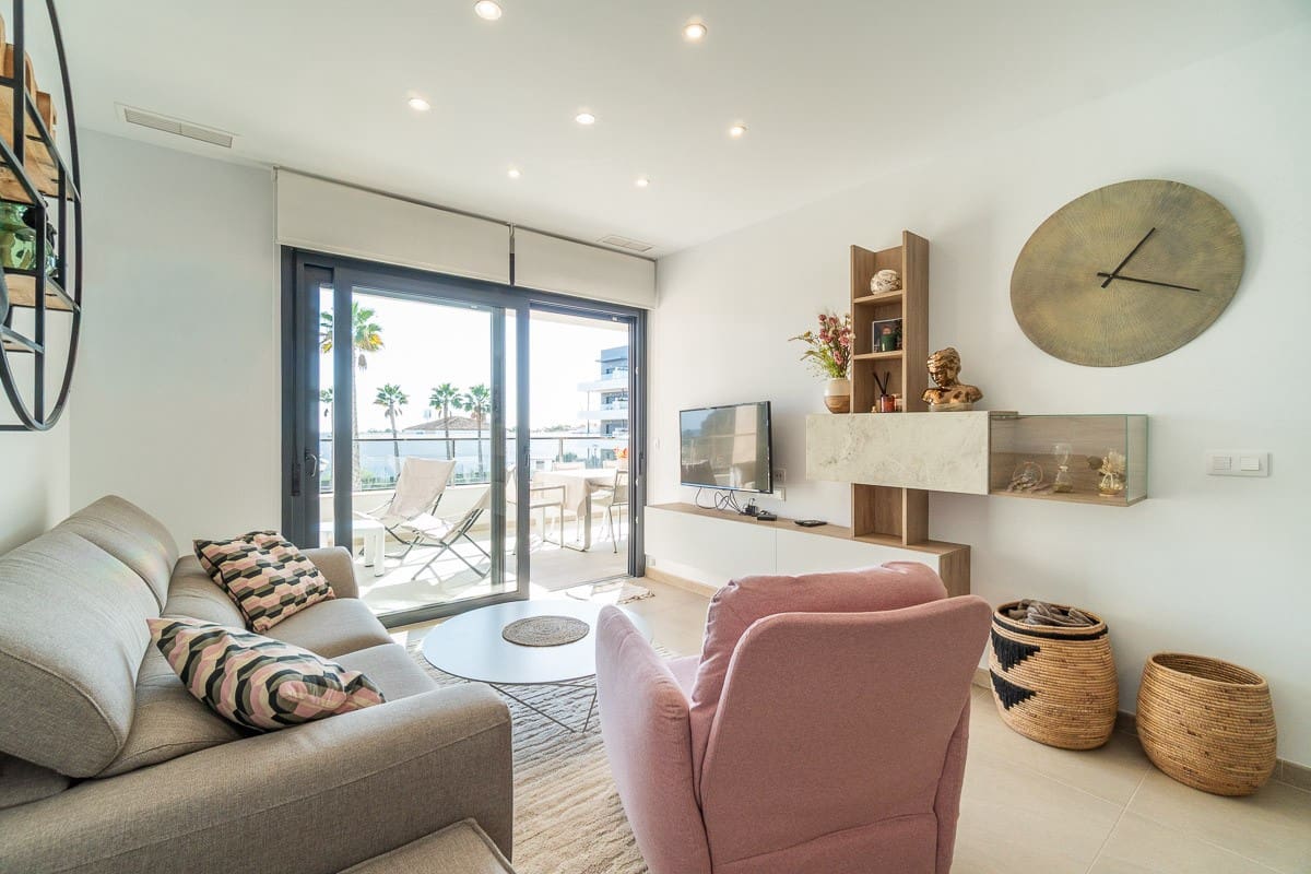 2 bedroom Apartment for sale in Playa Flamenca with pool - € 399,000 (Ref: 9494333)