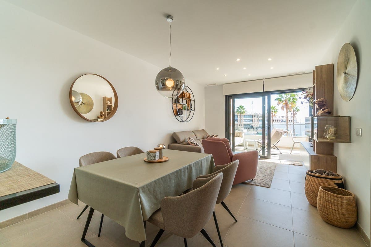 2 bedroom Apartment for sale in Playa Flamenca with pool - € 399,000 (Ref: 9494333)